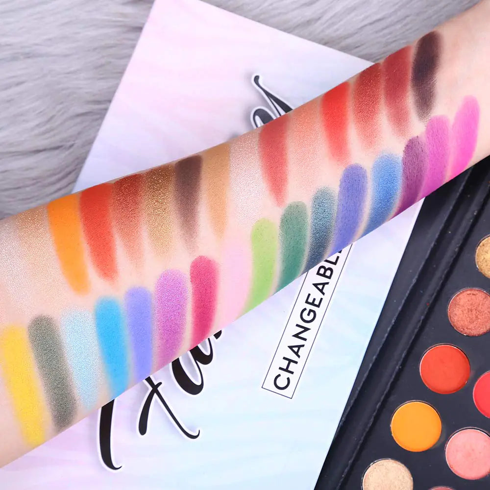 Highly Pigmented Eye Makeup Palette, Matte Shimmer Metallic Eyeshadow Pallet Long Lasting Blendable Natural Colors Make Up Eye Shadows Cosmetics Gift Kit Colorful Palette